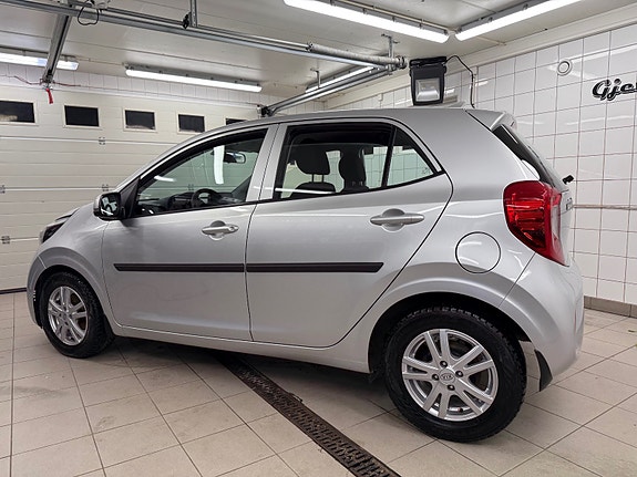 Kia Picanto 9 of 30