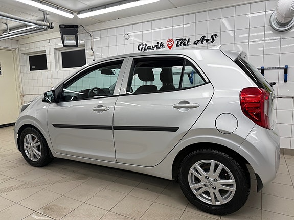 Kia Picanto 3 of 30