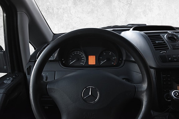 Mercedes-Benz Vito 113 13 of 16