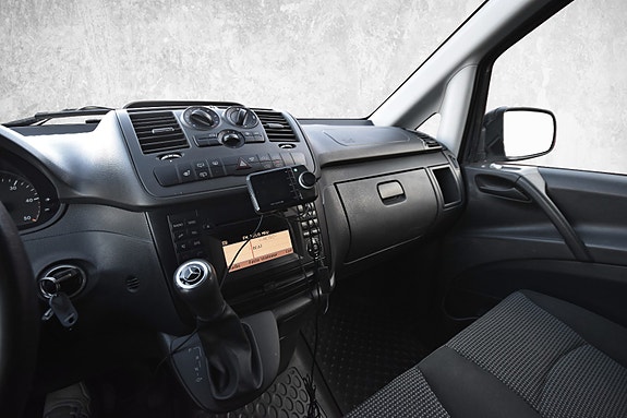 Mercedes-Benz Vito 113 15 of 16