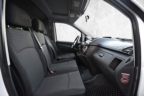 Mercedes-Benz Vito 113 10 of 16