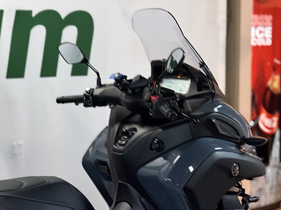 Yamaha Tricity 300 // service- Riktig utstyr// 8 of 26