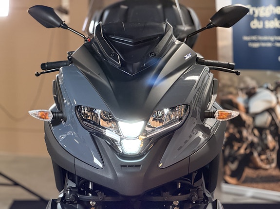 Yamaha Tricity 300 // service- Riktig utstyr// 10 of 26