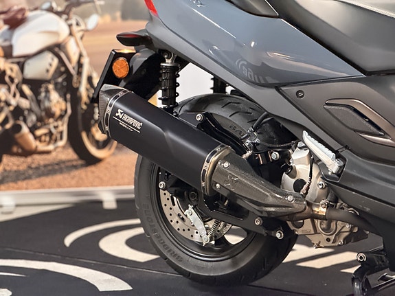Yamaha Tricity 300 // service- Riktig utstyr// 20 of 26