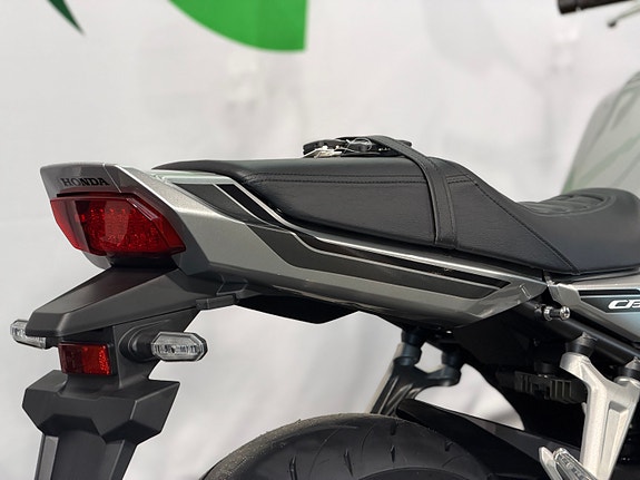 Honda CB1000F // Demosykkel- Lav km stand// 15 of 26