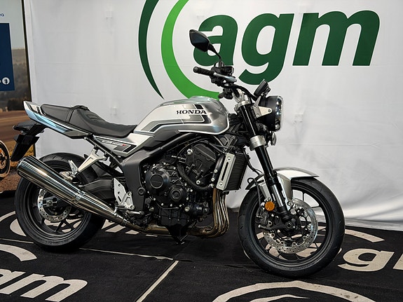 Honda CB1000F // Demosykkel- Lav km stand// 3 of 26