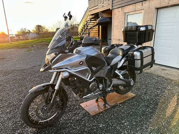 Honda VFR 1200 X Crosstourer 6 of 18