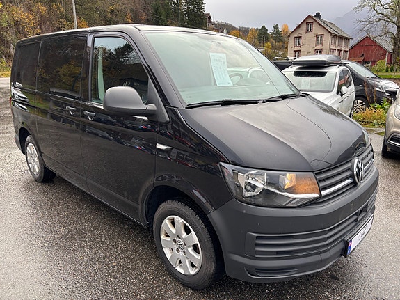 Volkswagen Transporter 5 of 26