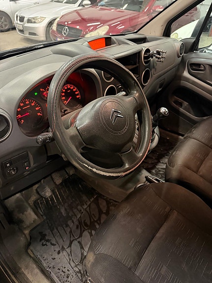 Citroen Berlingo 8 of 14
