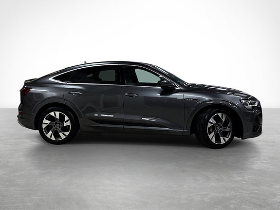 Audi e-tron Sportback 6 of 30