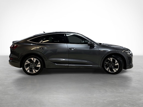 Audi e-tron Sportback 9 of 30