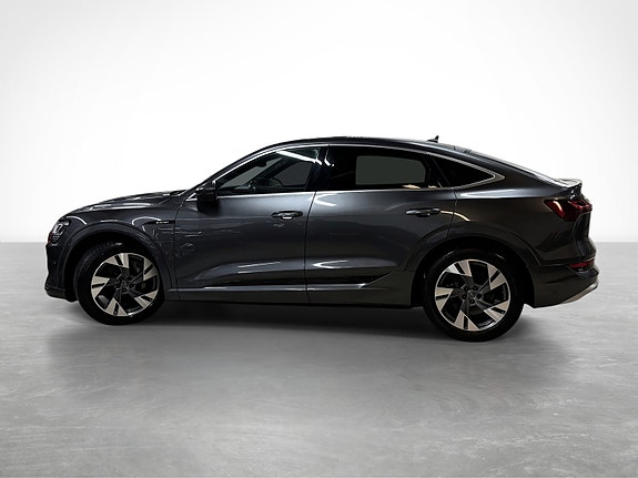 Audi e-tron Sportback 12 of 30