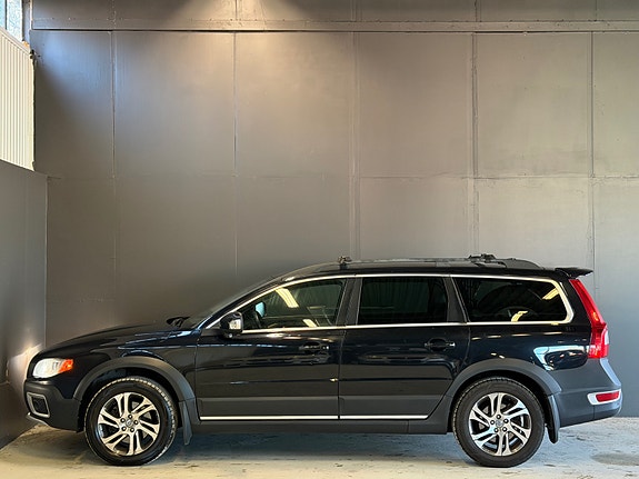 Volvo XC70 8 of 30