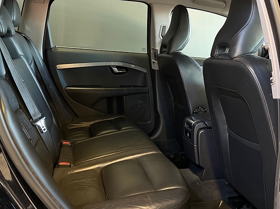 Volvo XC70 19 of 30