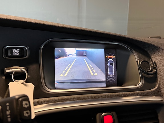 Volvo V40 26 of 30