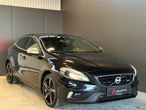 Volvo V40 2 of 30