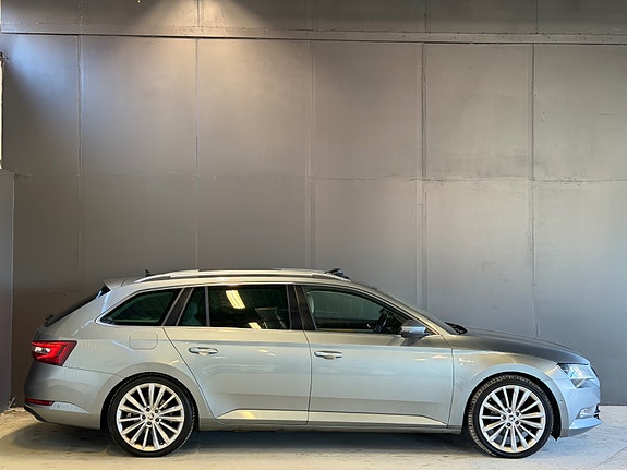 Skoda Superb 4 of 30