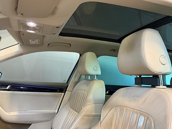 Skoda Superb 17 of 30