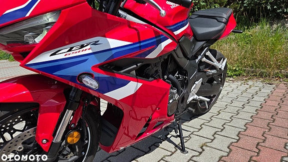 Honda CBR 650R 10 of 11