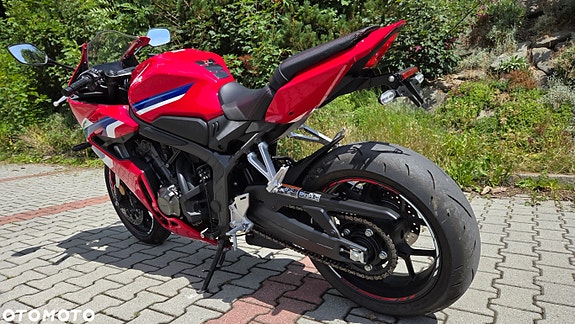 Honda CBR 650R 9 of 11