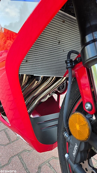 Honda CBR 650R 11 of 11