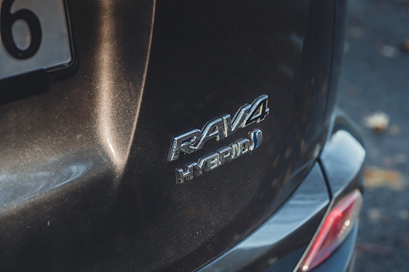 Toyota RAV4 13 of 30