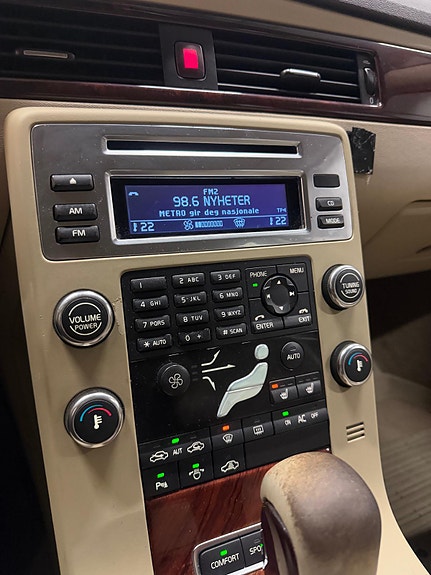 Volvo V70 16 of 26