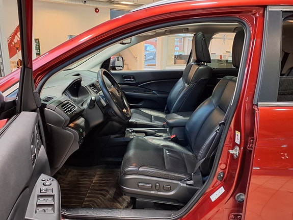 Honda CR-V 8 of 15