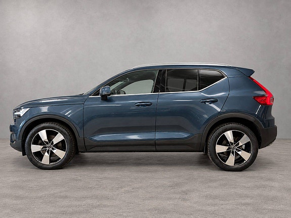 Volvo XC40 13 of 30