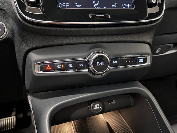 Volvo XC40 29 of 30