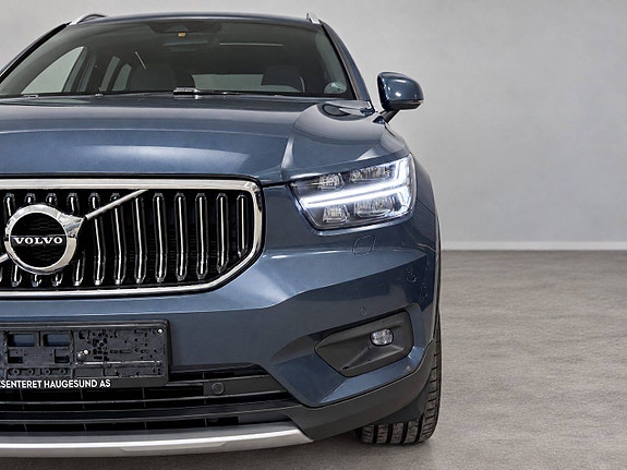 Volvo XC40 5 of 30