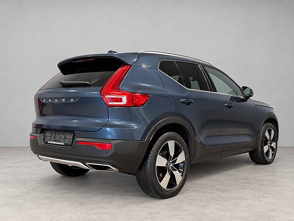 Volvo XC40 9 of 30