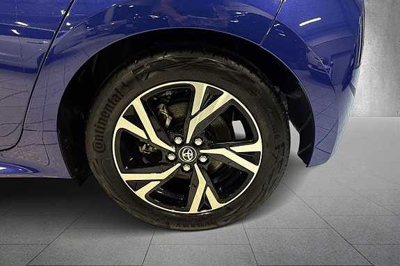 Toyota Yaris 6 of 17