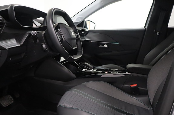 Peugeot e-208 6 of 24
