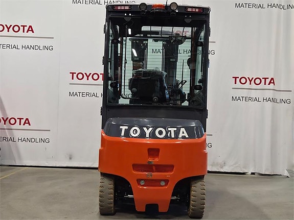 Toyota 8FBMKT30 2 of 4