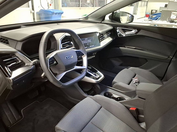 Audi Q4 e-tron 40 RWD - Flex lease 12