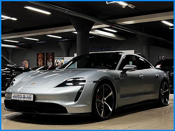 Porsche Taycan 4S