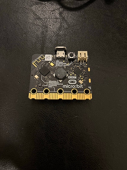 BBC micro:bit V2