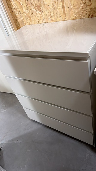 Malm kommode