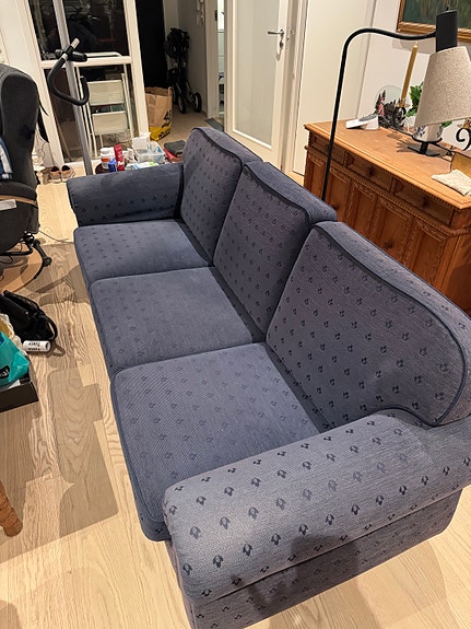 Sofa gis bort
