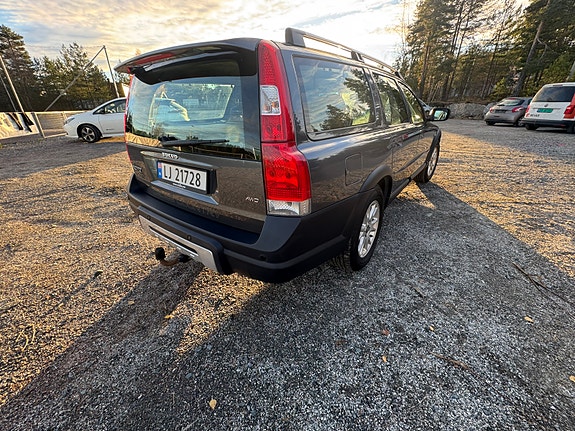 Volvo XC70 5 of 30