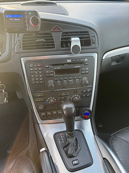 Volvo XC70 18 of 30