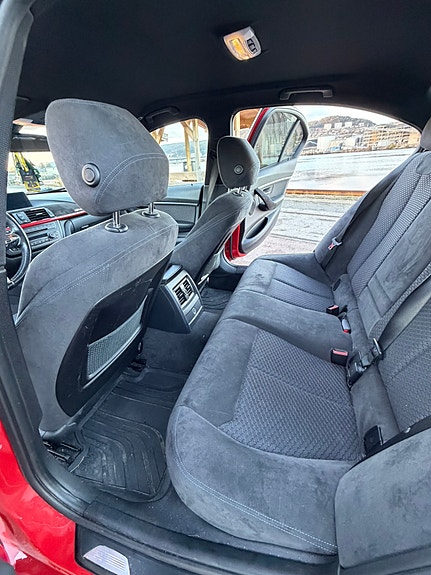 BMW 316i 13 of 23