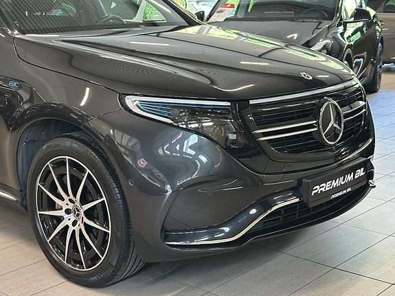 Mercedes-Benz EQC 400 16 of 30