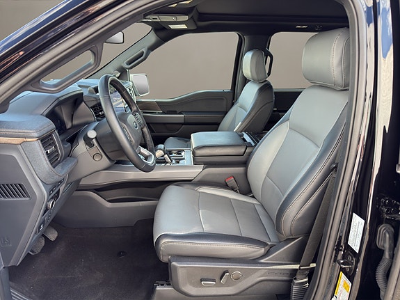 Ford F-150 9 of 24