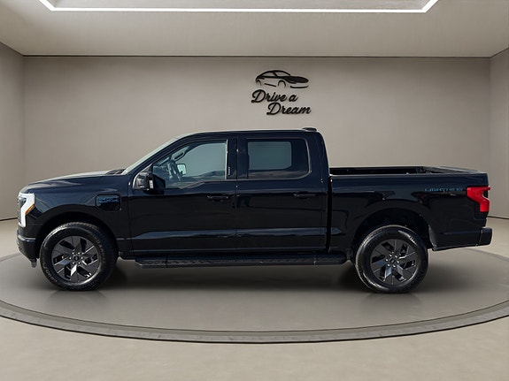 Ford F-150 2 of 24