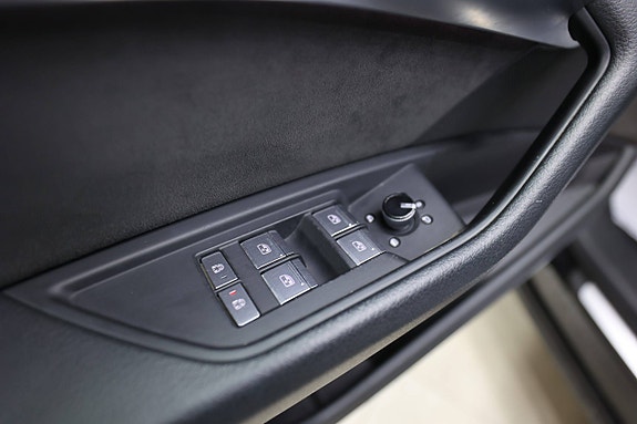Audi e-tron 21 of 30