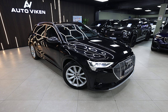Audi e-tron 10 of 30