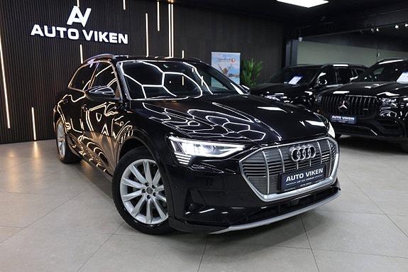 Audi e-tron 2 of 30