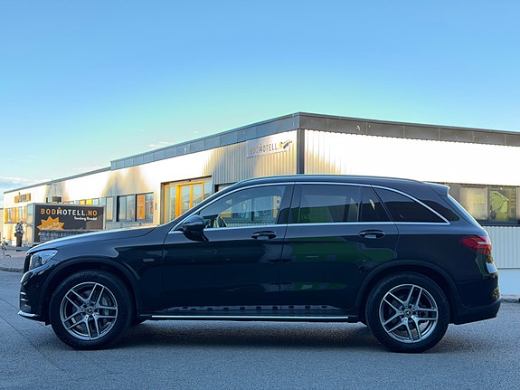 Mercedes-Benz GLC 350 e 7 of 30